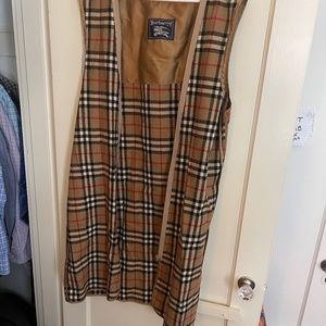 Burberrys vintage women's wool vest